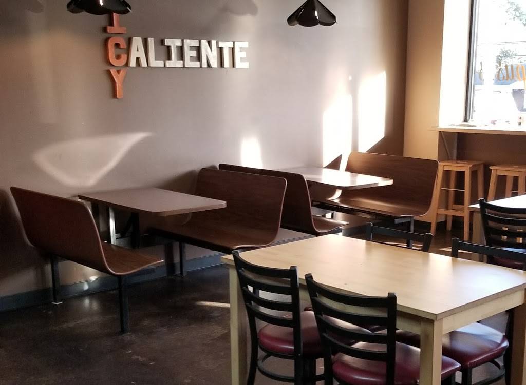 Guacamole Latin Grill | restaurant | 602 Erwin Rd, Dunn, NC 28334, USA | 9108912708 OR +1 910-891-2708