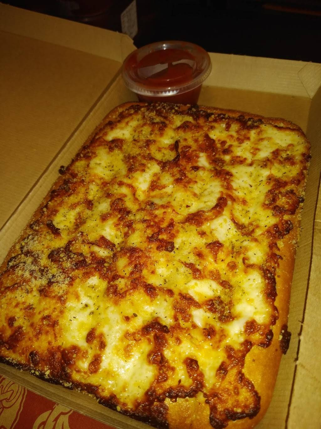 Pizza Hut | meal takeaway | 15071 Patrick Henry Hwy, Amelia Court House, VA 23002, USA | 8045611908 OR +1 804-561-1908