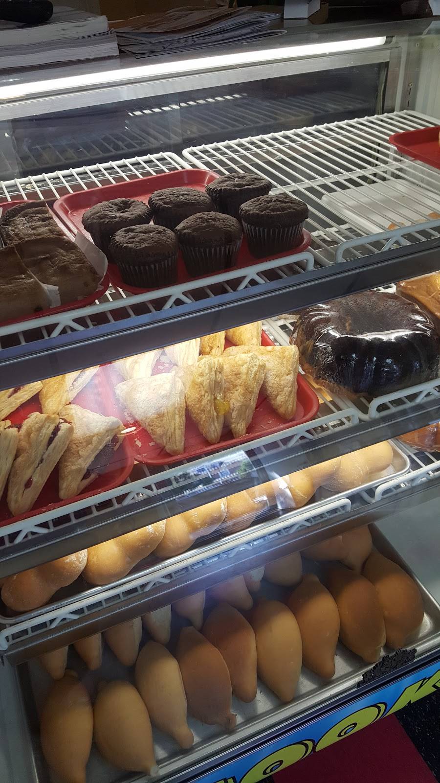 La Monja Blanca | restaurant | 19 Anderson St, Trenton, NJ 08611, USA | 6092185143 OR +1 609-218-5143