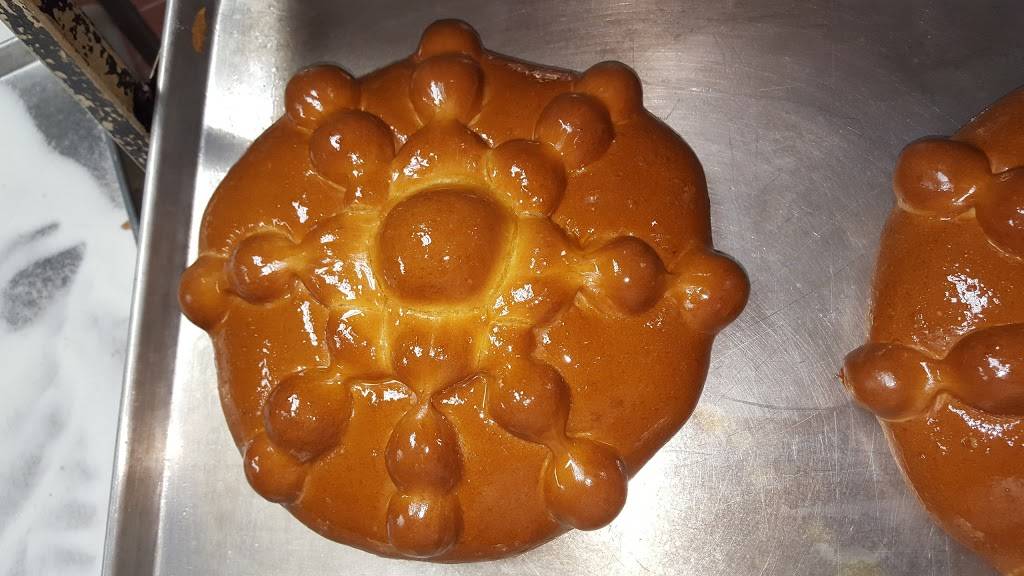 La Michoacana Meat Market | bakery | 9811 N Interstate 35 Frontage Rd Ste 200, Austin, TX 78753, USA | 5129730022 OR +1 512-973-0022