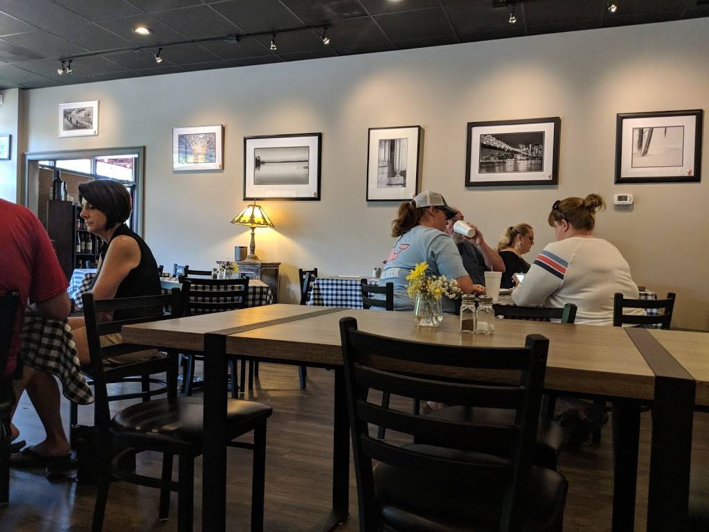 Fuscos Market | restaurant | 2900 Dreher Shoals Rd Suite A, Columbia, SC 29212, USA | 8038289795 OR +1 803-828-9795