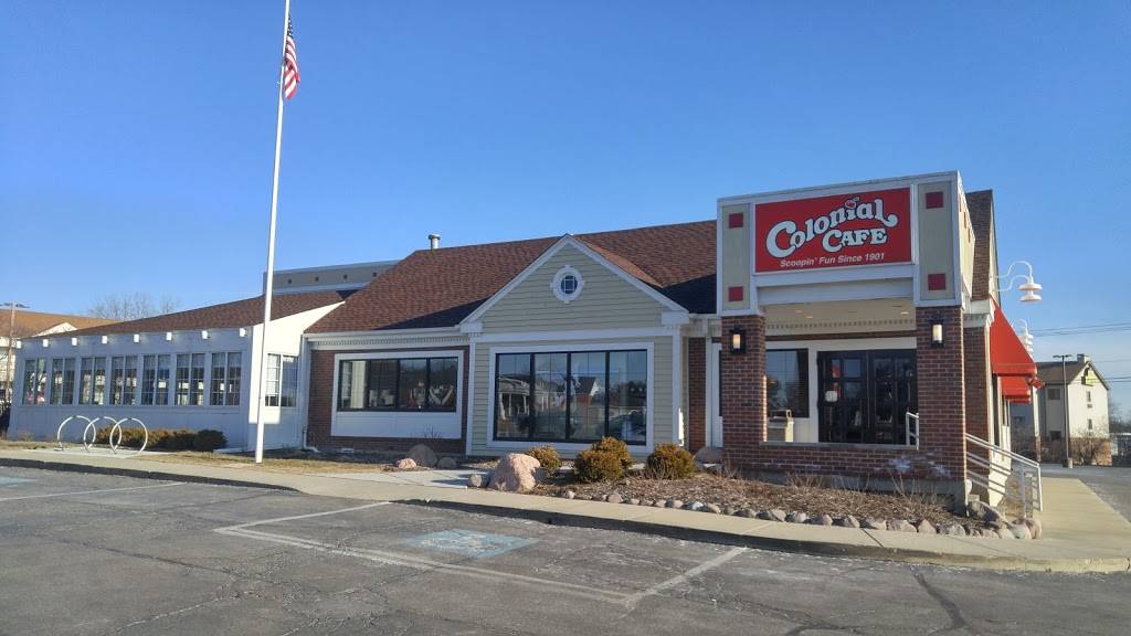 Colonial Cafe | restaurant | 1625 E Main St, St. Charles, IL 60174, USA | 6305844647 OR +1 630-584-4647