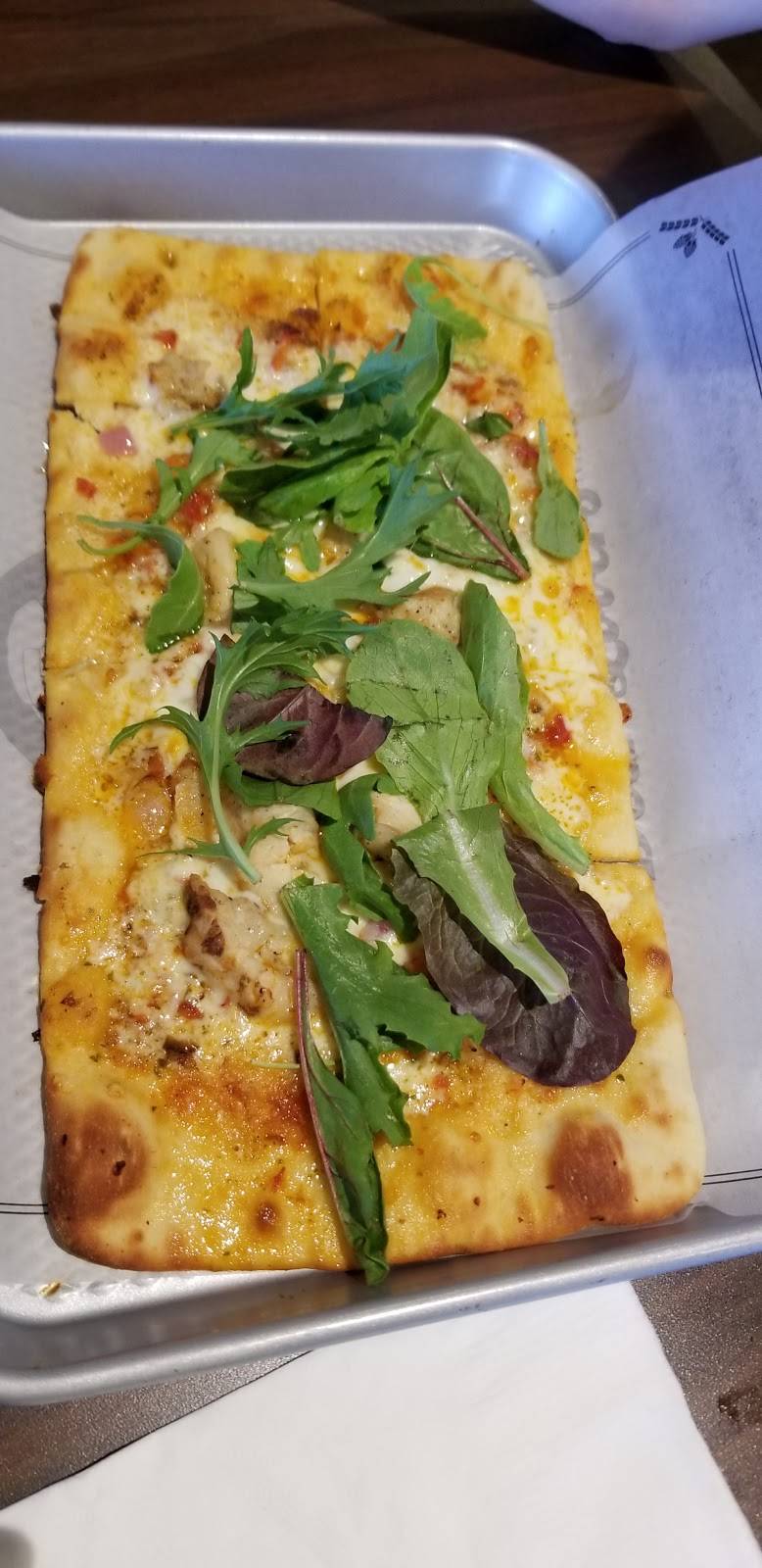 The Casual Pint of Smyrna | restaurant | 427 Sam Ridley Pkwy W, Smyrna, TN 37167, USA | 6154627421 OR +1 615-462-7421