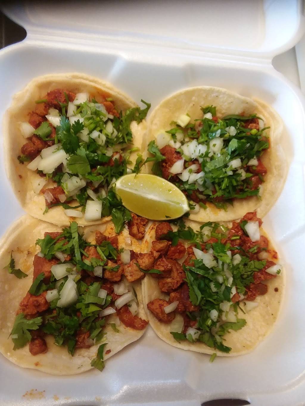 Cuñados taqueria | restaurant | 1055 State Hwy 99 N, Eugene, OR 97402, USA | 5418527606 OR +1 541-852-7606