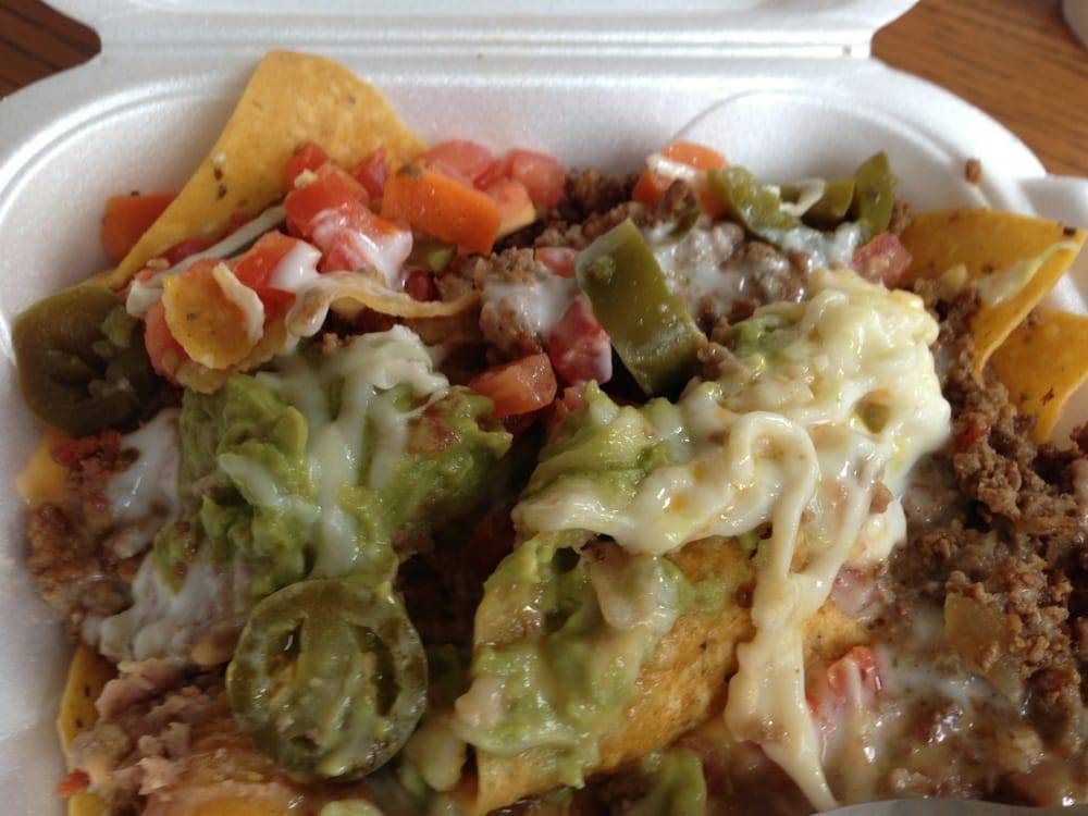 Taco & Burrito House | restaurant | 3038 N Broadway, Chicago, IL 60657, USA | 7735292624 OR +1 773-529-2624