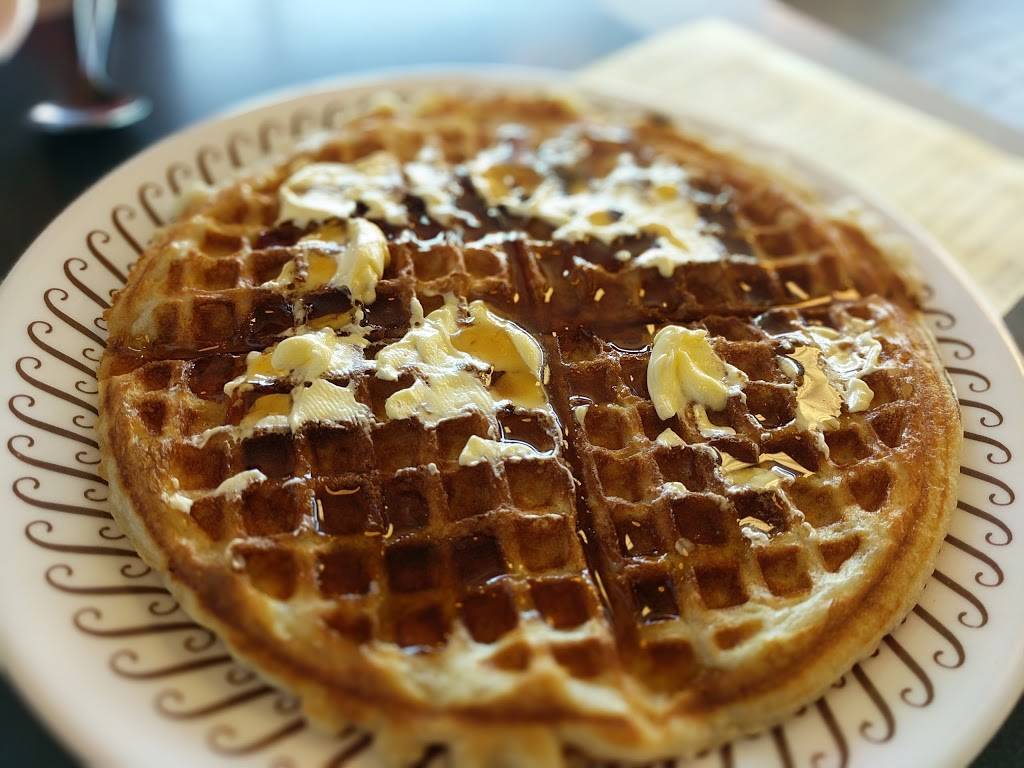 Waffle House | meal takeaway | 1627 Woodruff Rd, Greenville, SC 29607, USA | 8642890682 OR +1 864-289-0682