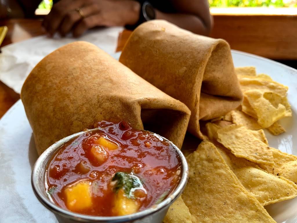 The Red Parrot Restaurant | restaurant | 348 Thames St, Newport, RI 02840, USA | 4018473800 OR +1 401-847-3800