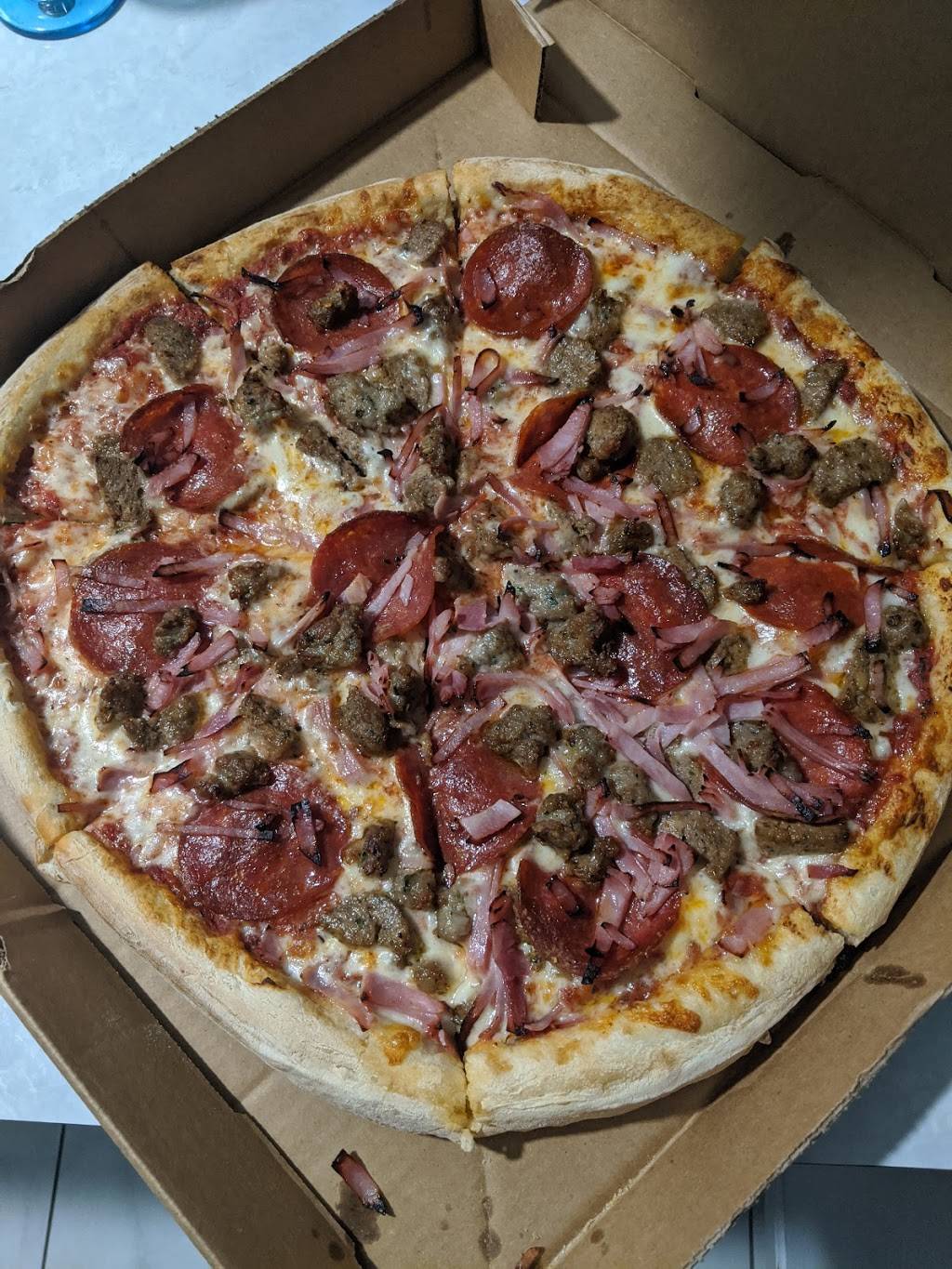 ZZ Pizzas | restaurant | 5915 Memorial Hwy suite 115, Tampa, FL 33615, USA | 8135439999 OR +1 813-543-9999