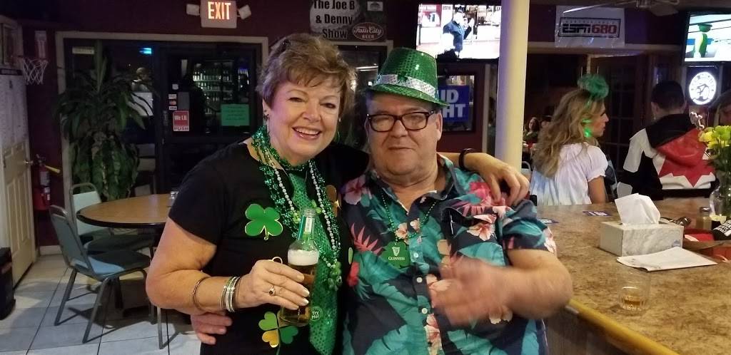 New Albany Roadhouse, Inc. | restaurant | 1702 Gray Brook Ln, New Albany, IN 47150, USA | 8129817777 OR +1 812-981-7777