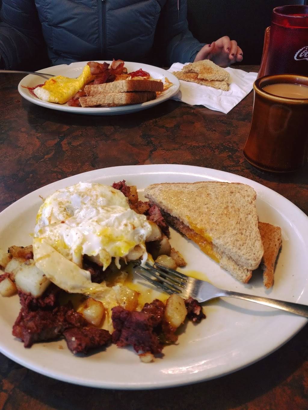 Fat Boy Burgers | restaurant | 2450 Plainfield Ave NE, Grand Rapids, MI 49505, USA | 6164472200 OR +1 616-447-2200