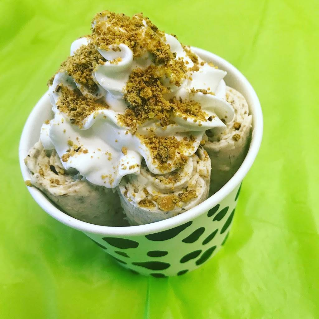 Snow City Ice Cream | restaurant | 8935 Conroy Windermere Rd, Orlando, FL 32835, USA | 4072177663 OR +1 407-217-7663