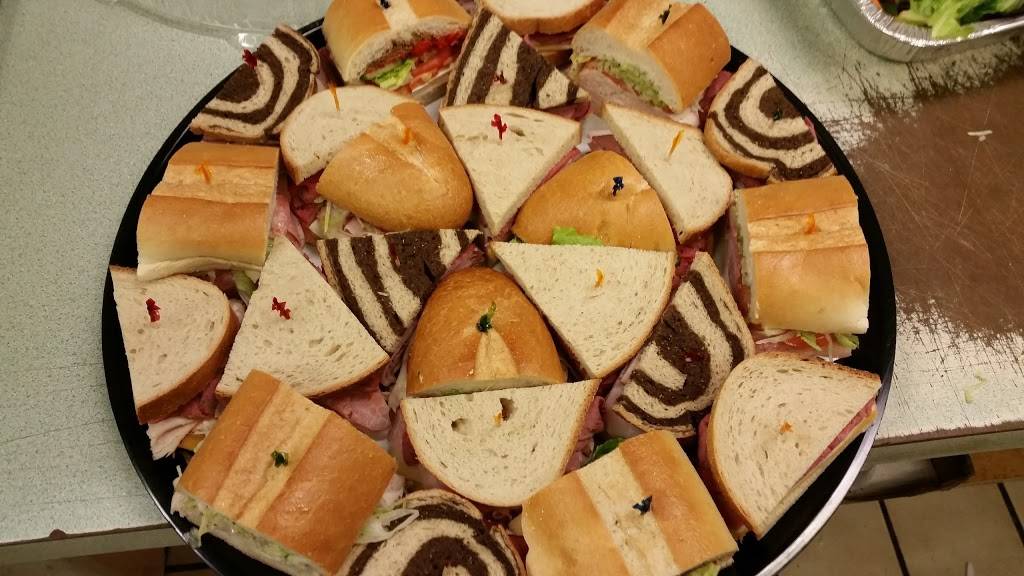 Monmouth Clubhouse Deli | restaurant | 825 W Park Ave, Ocean Township, NJ 07712, USA | 7324938002 OR +1 732-493-8002