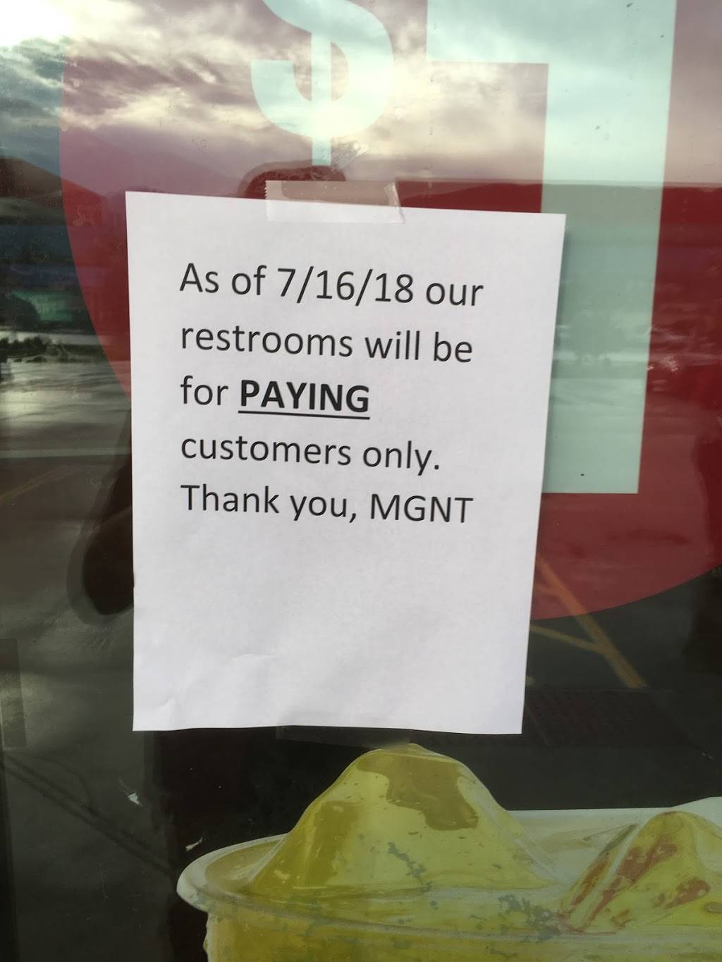 Kum & Go | meal takeaway | 1021 S Nevada Ave, Colorado Springs, CO 80903, USA | 7193628082 OR +1 719-362-8082