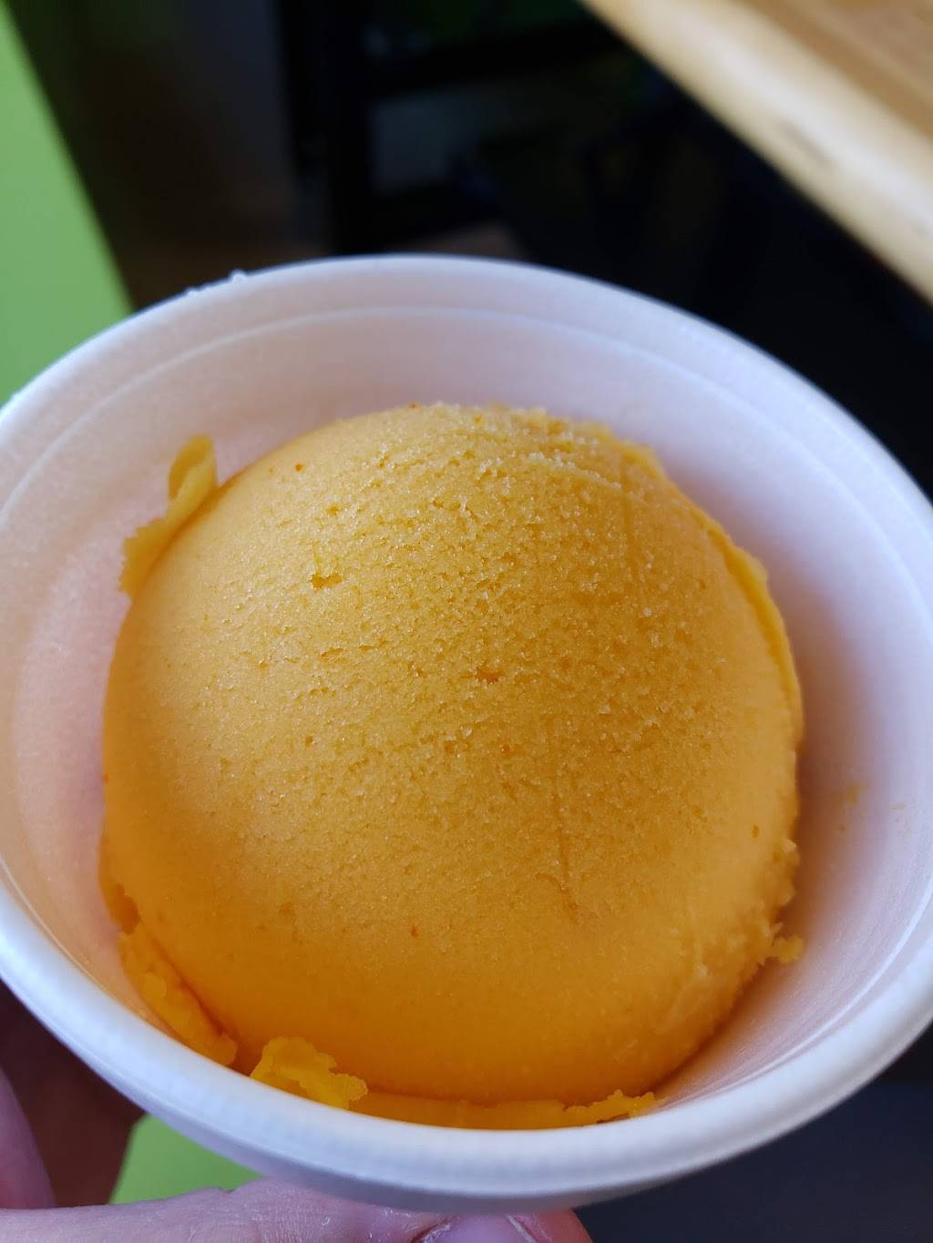 La Piña Loca | restaurant | 2623 Azle Ave, Fort Worth, TX 76106, USA | 8177205070 OR +1 817-720-5070