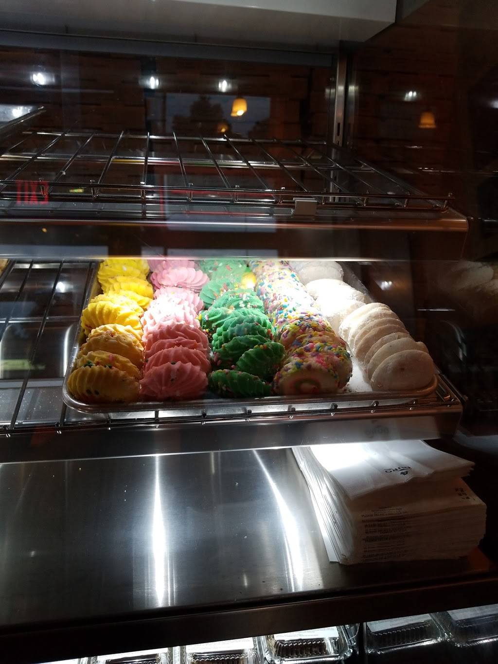 Comellas | restaurant | 1302 Washington St, West Newton, MA 02465, USA | 6179281001 OR +1 617-928-1001