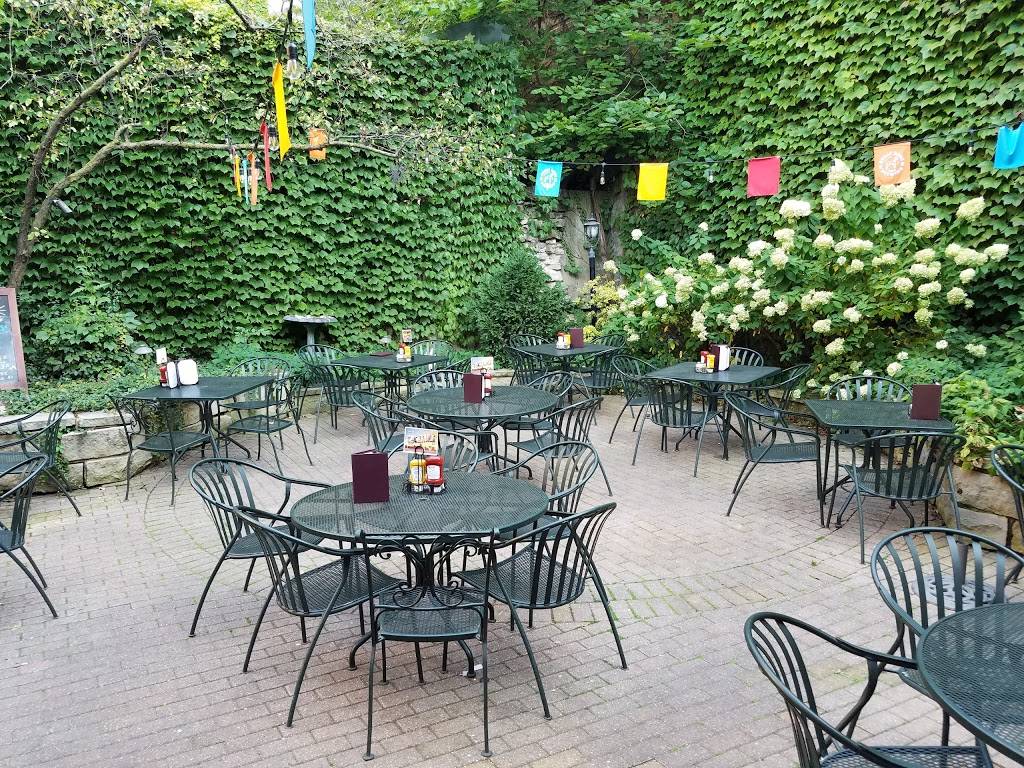 The Great Dane Pub & Brewing Company | restaurant | 123 E Doty St, Madison, WI 53703, USA | 6082840000 OR +1 608-284-0000