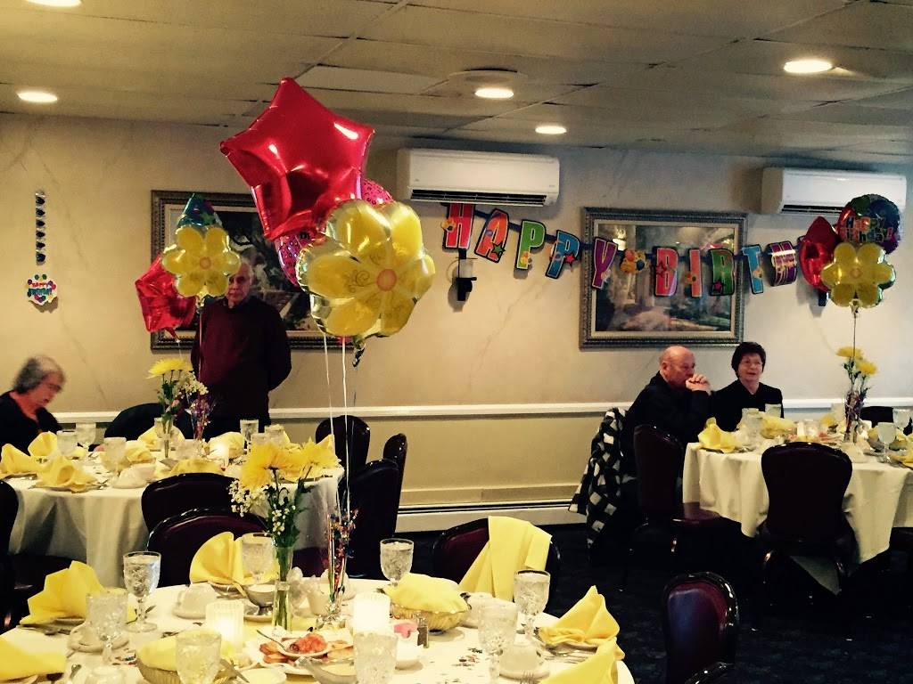 Carluccis Waterfront | restaurant | 876 Centerton Rd, Mt Laurel, NJ 08054, USA | 8562355737 OR +1 856-235-5737