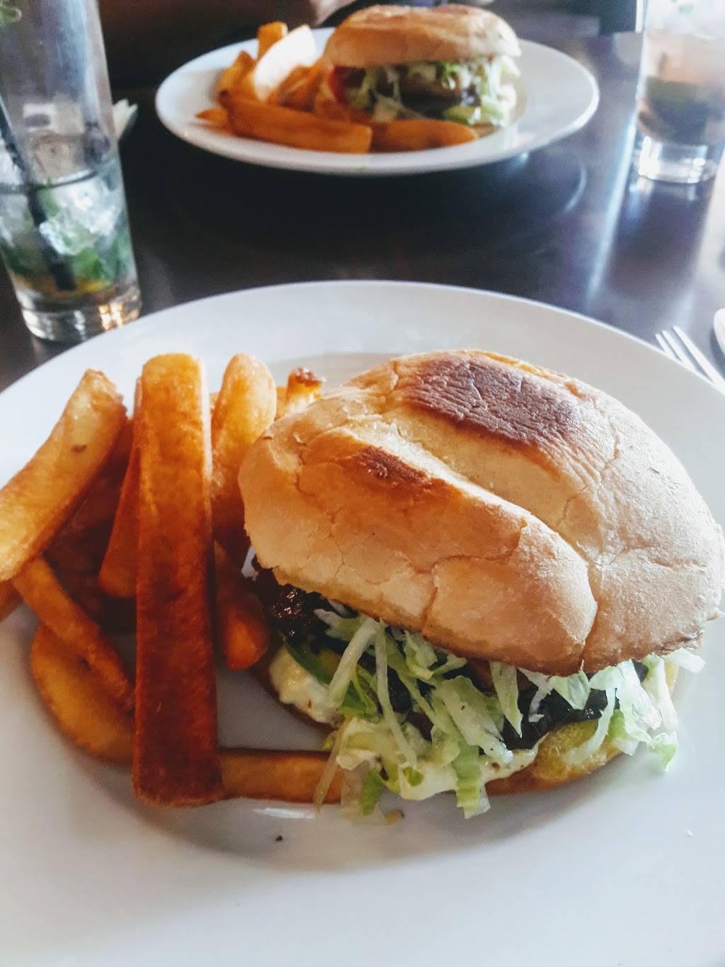 Favelas Fusion | restaurant | 1500 Oliver Rd, Fairfield, CA 94534, USA | 7074218484 OR +1 707-421-8484