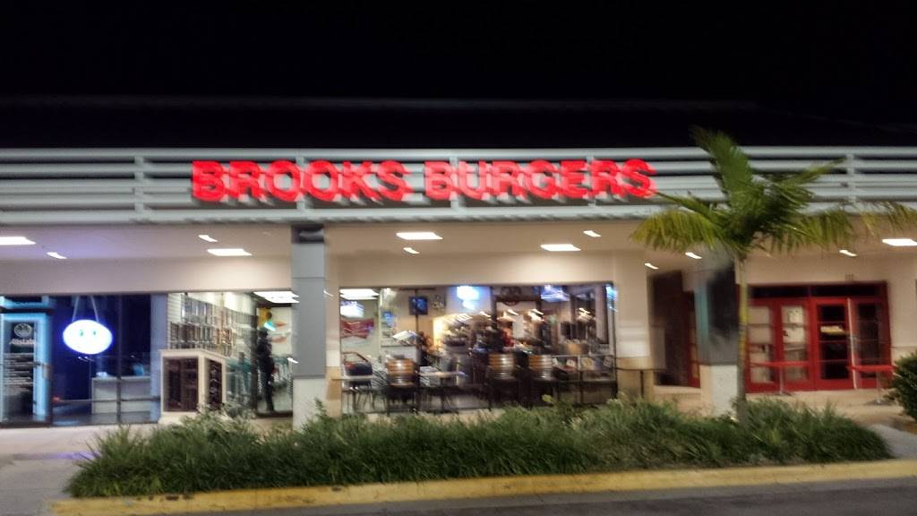 Brooks Gourmet Burgers & Dogs | restaurant | 843 Vanderbilt Beach Rd, Naples, FL 34108, USA | 2396318298 OR +1 239-631-8298