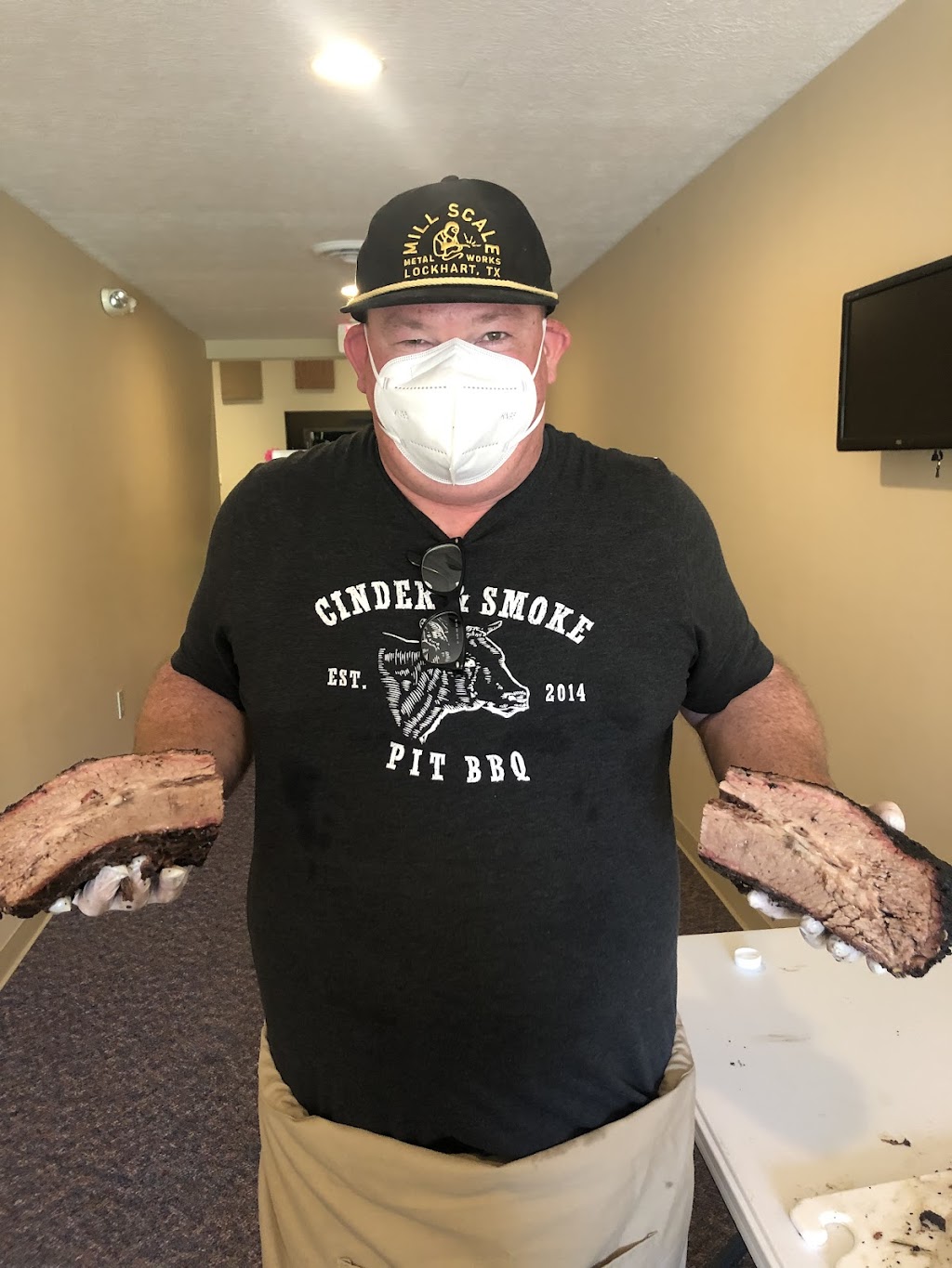 Cinder and Smoke Pit BBQ | restaurant | 101 Hawks Cove Ct, Granville, OH 43023, USA | 7403285798 OR +1 740-328-5798