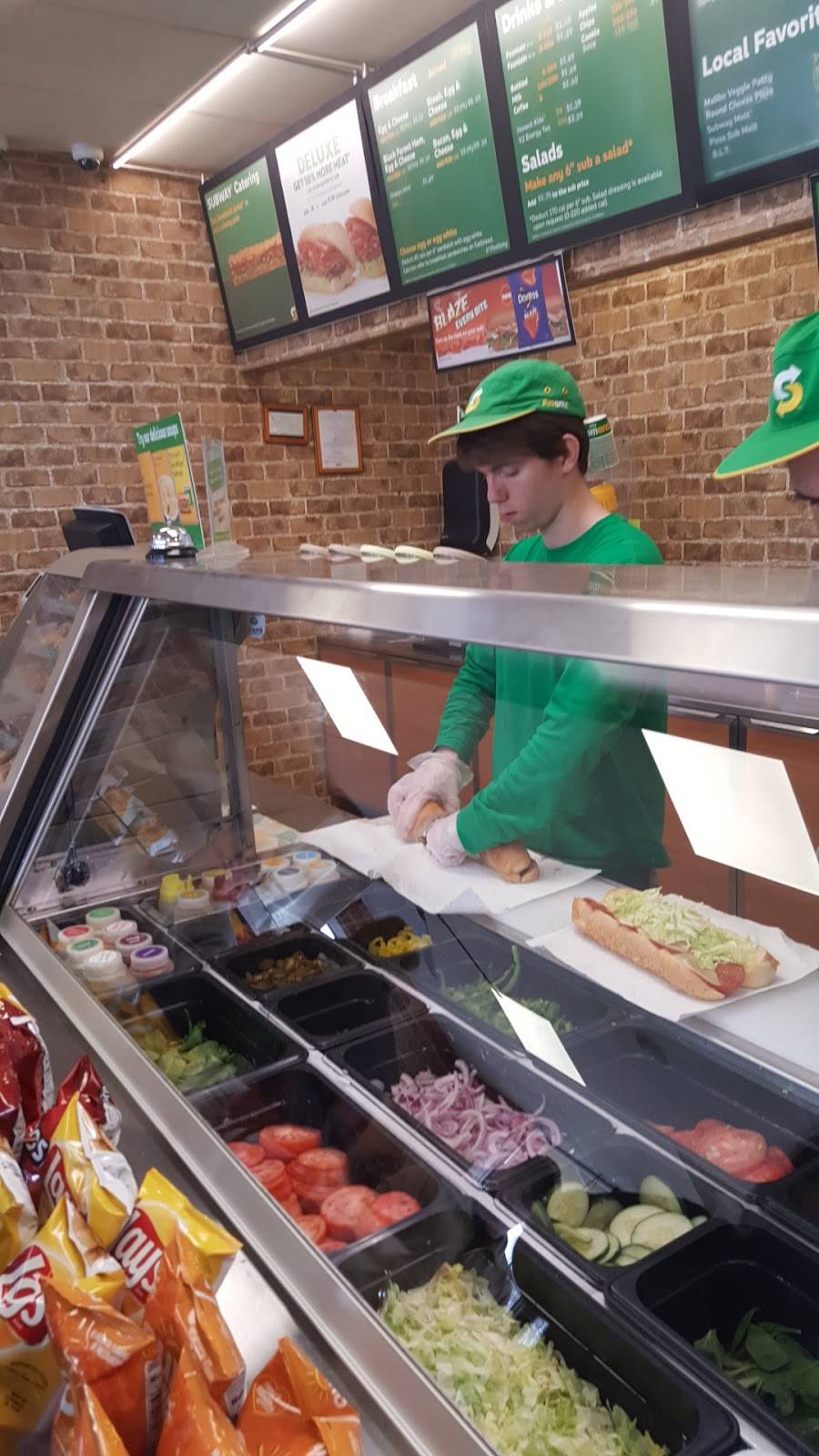 Subway | restaurant | 3327 Brandon Ave SW, Roanoke, VA 24018, USA | 5407773327 OR +1 540-777-3327