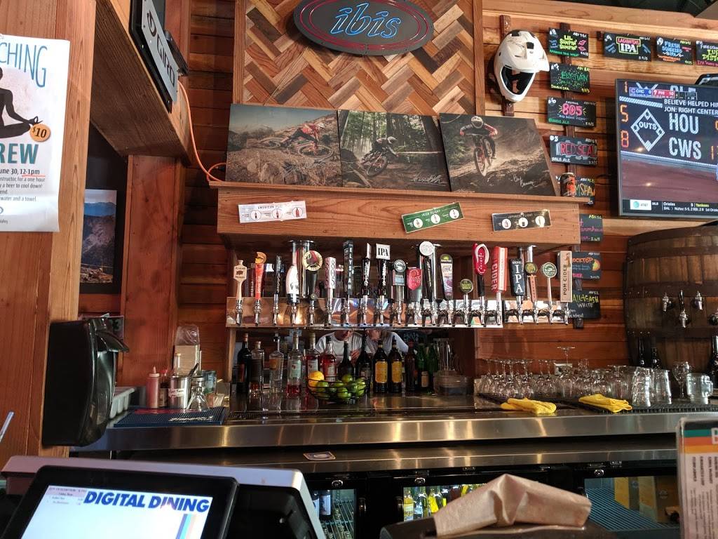 JTs Two Doors | restaurant | 18 #B, Victor Square, Scotts Valley, CA 95066, USA | 8314385008 OR +1 831-438-5008