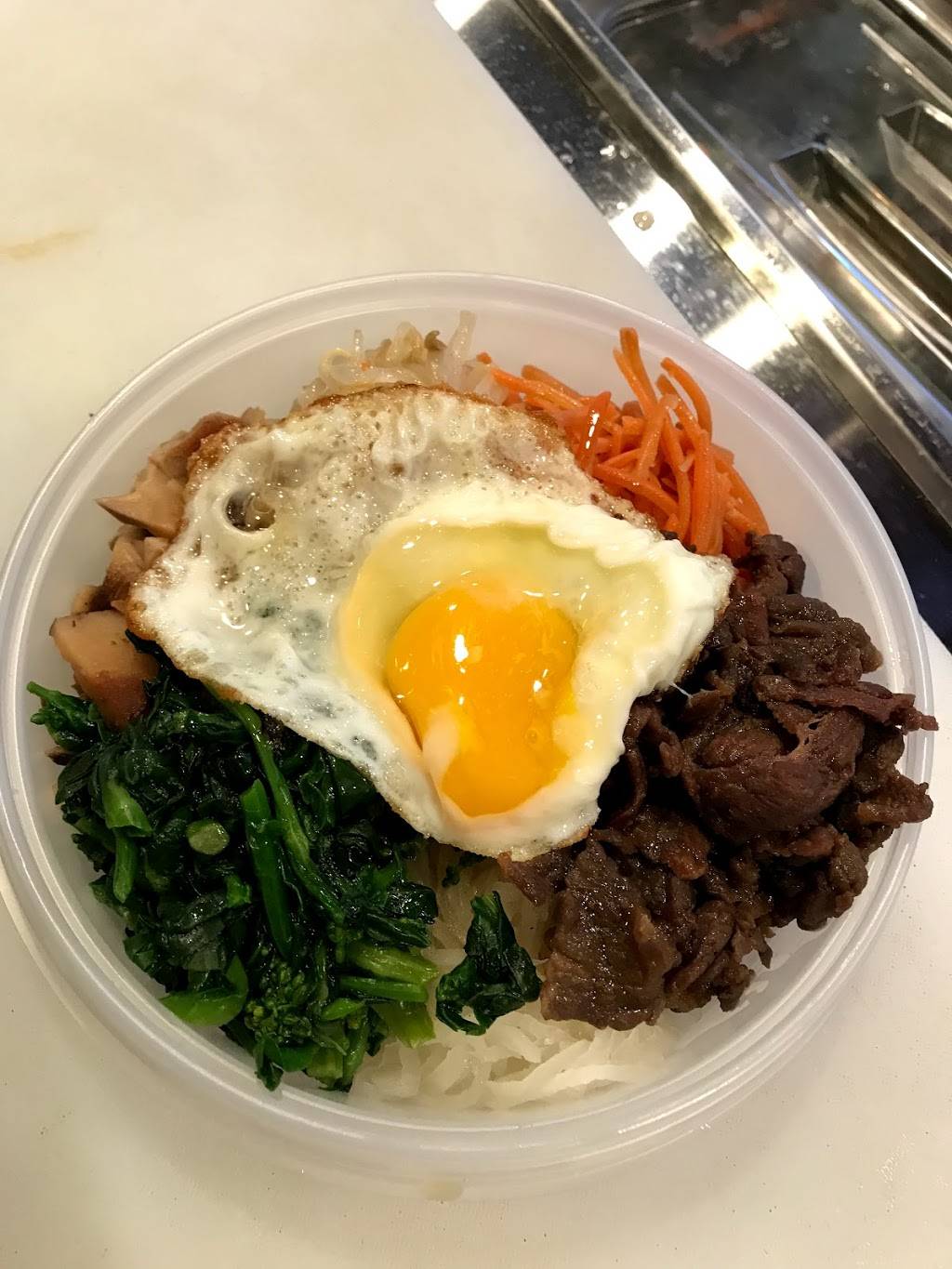 Bento & Bowls | restaurant | 4496 Broadway, Oakland, CA 94611, USA | 5103507137 OR +1 510-350-7137