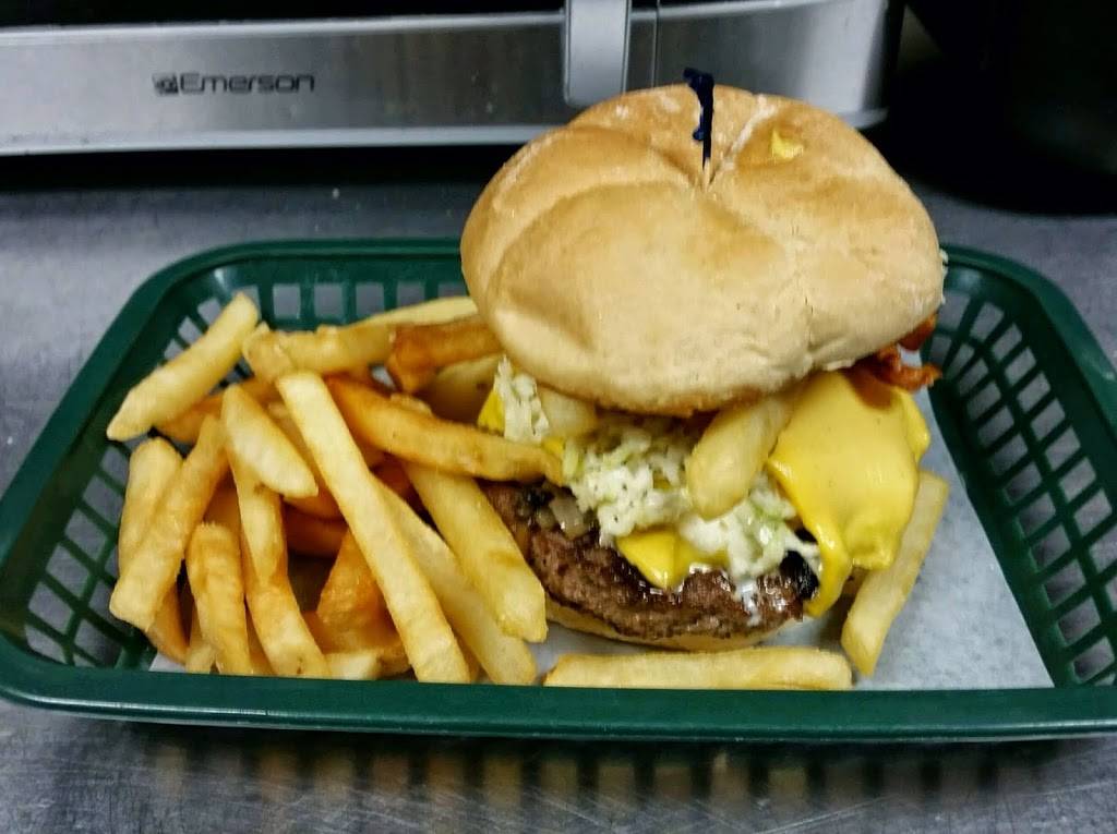 Hillbilly Snack Shack | restaurant | 6410 National Rd, Triadelphia, WV 26059, USA | 3049090216 OR +1 304-909-0216