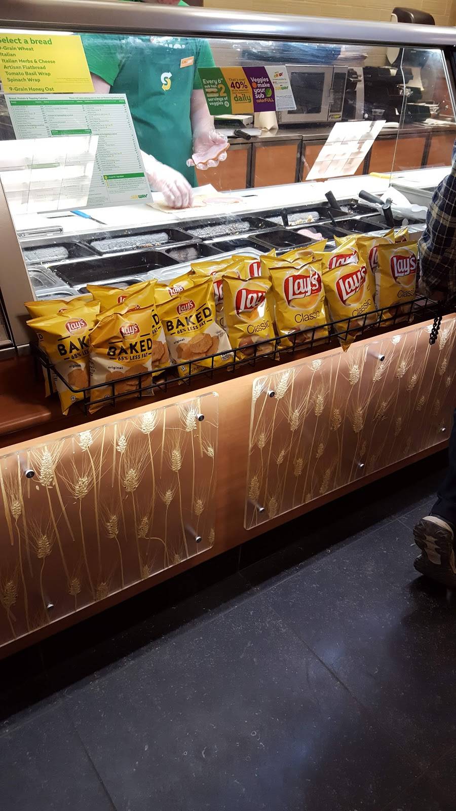 Subway | restaurant | 98 Stoneridge Dr N, Ruckersville, VA 22968, USA | 4349857575 OR +1 434-985-7575