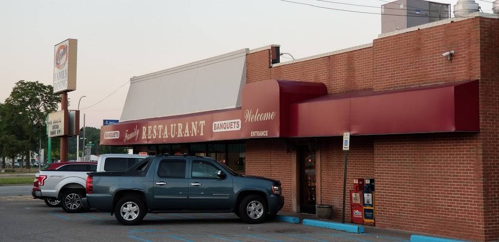 Leons Family Dining | restaurant | 23830 Michigan Ave, Dearborn, MI 48124, USA | 3135633713 OR +1 313-563-3713