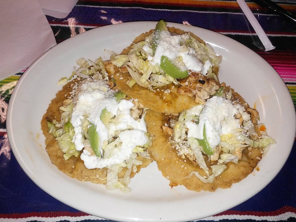 Los Aztecas Restaurant | restaurant | 500 U.S. 9, Bayville, NJ 08721, USA | 7322370800 OR +1 732-237-0800