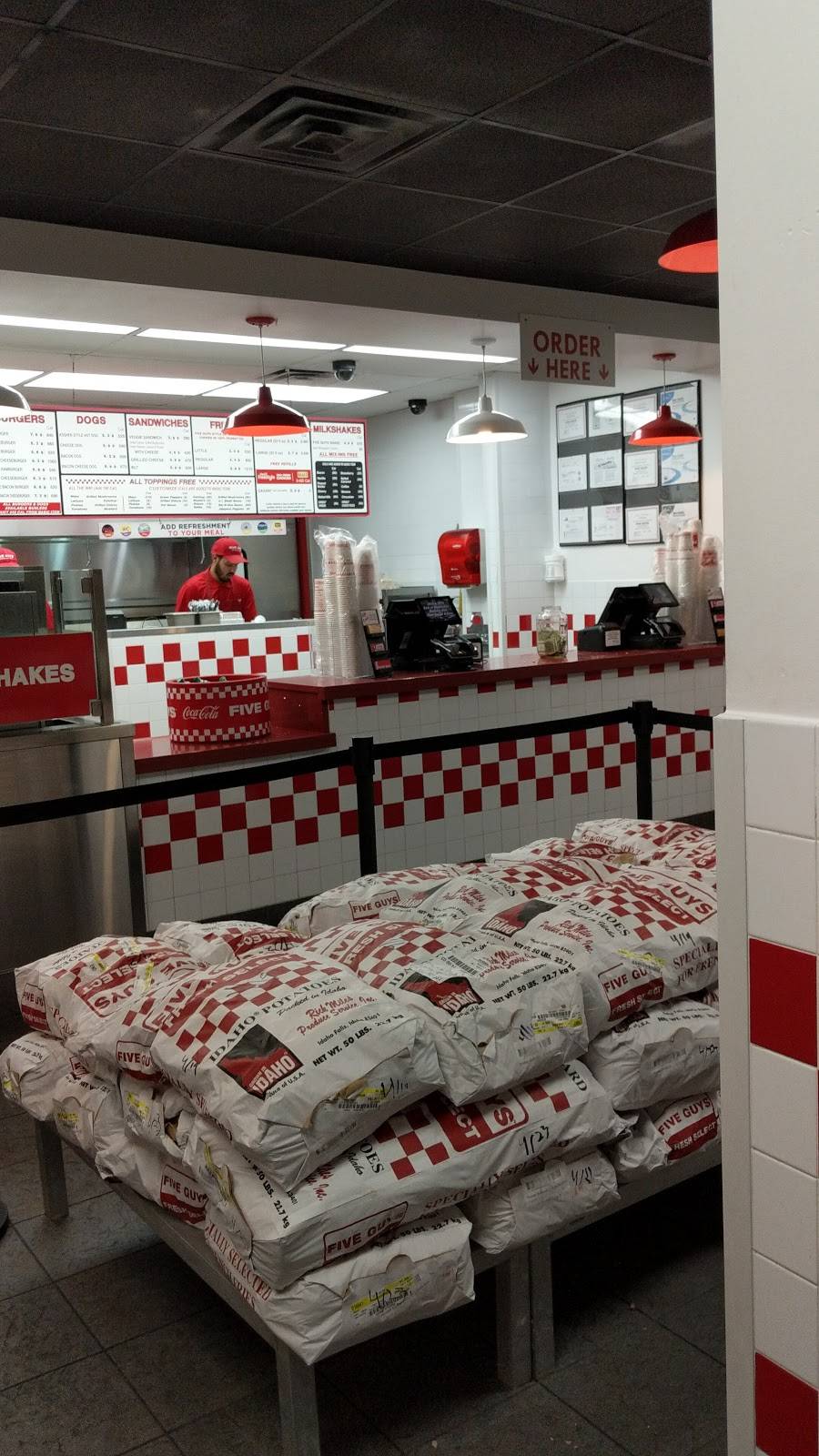Five Guys | meal takeaway | 1540 S Dixie Highway (Us 1), Coral Gables, FL 33146, USA | 3057405972 OR +1 305-740-5972