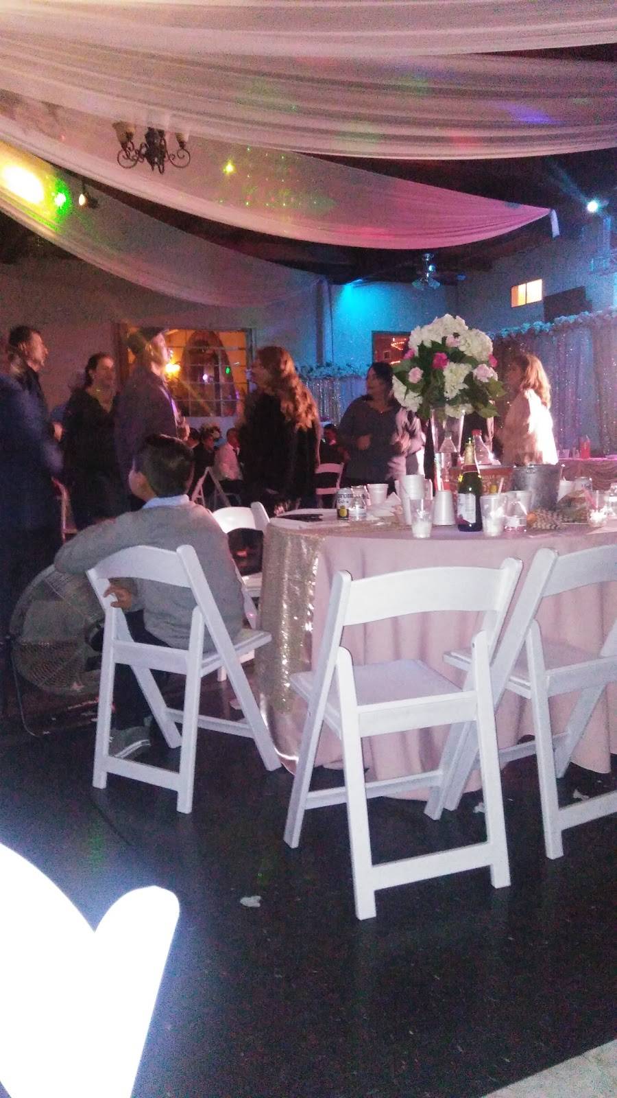 Casa Del Mexicano | restaurant | 218 S 11th St, Santa Paula, CA 93060, USA | 8055251236 OR +1 805-525-1236