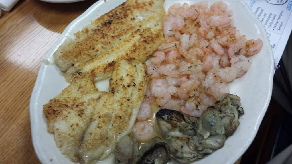 Mayflower Seafood Restaurant | restaurant | 101 Midtown Arc, Madison, NC 27025, USA | 3364270684 OR +1 336-427-0684