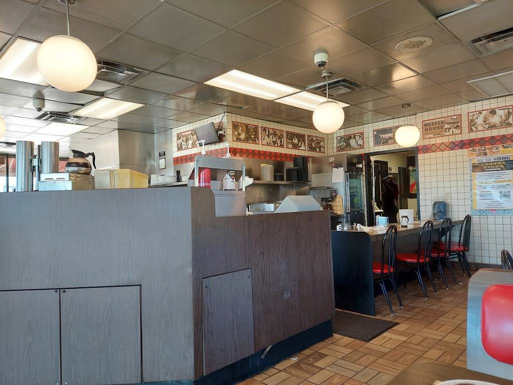 Waffle House | meal takeaway | 4615, I-55, Jackson, MS 39206, USA | 6013666008 OR +1 601-366-6008