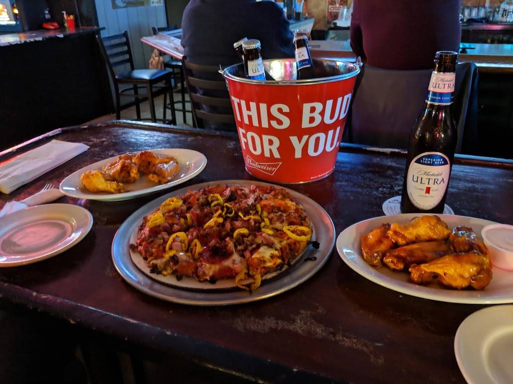 The Growler Pub and Grub | restaurant | 3808 Wilmington Pike, Dayton, OH 45429, USA | 9379387714 OR +1 937-938-7714