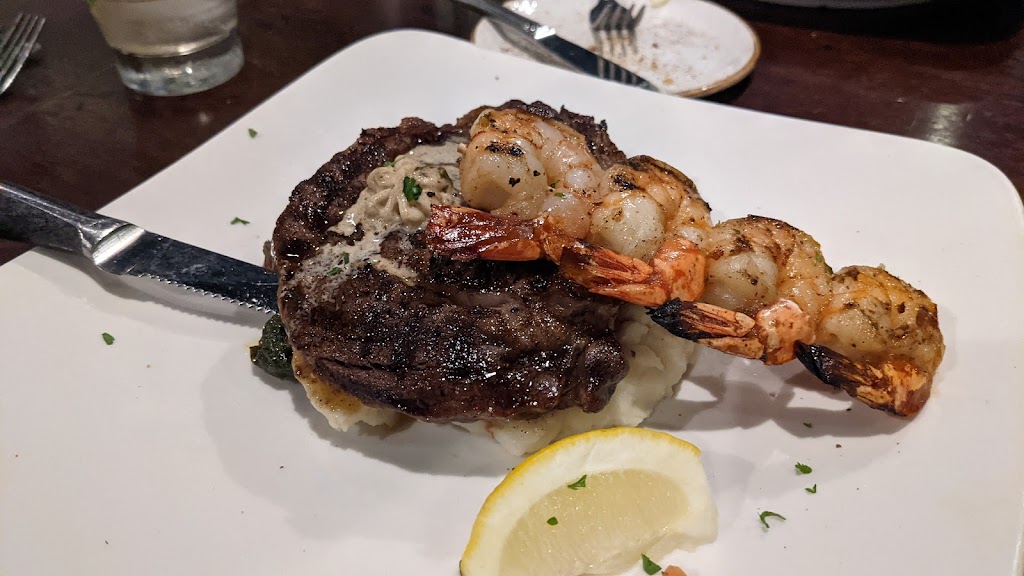 Tidal Raves Seafood Grill | restaurant | 279 US-101, Depoe Bay, OR 97341, USA | 5417652995 OR +1 541-765-2995