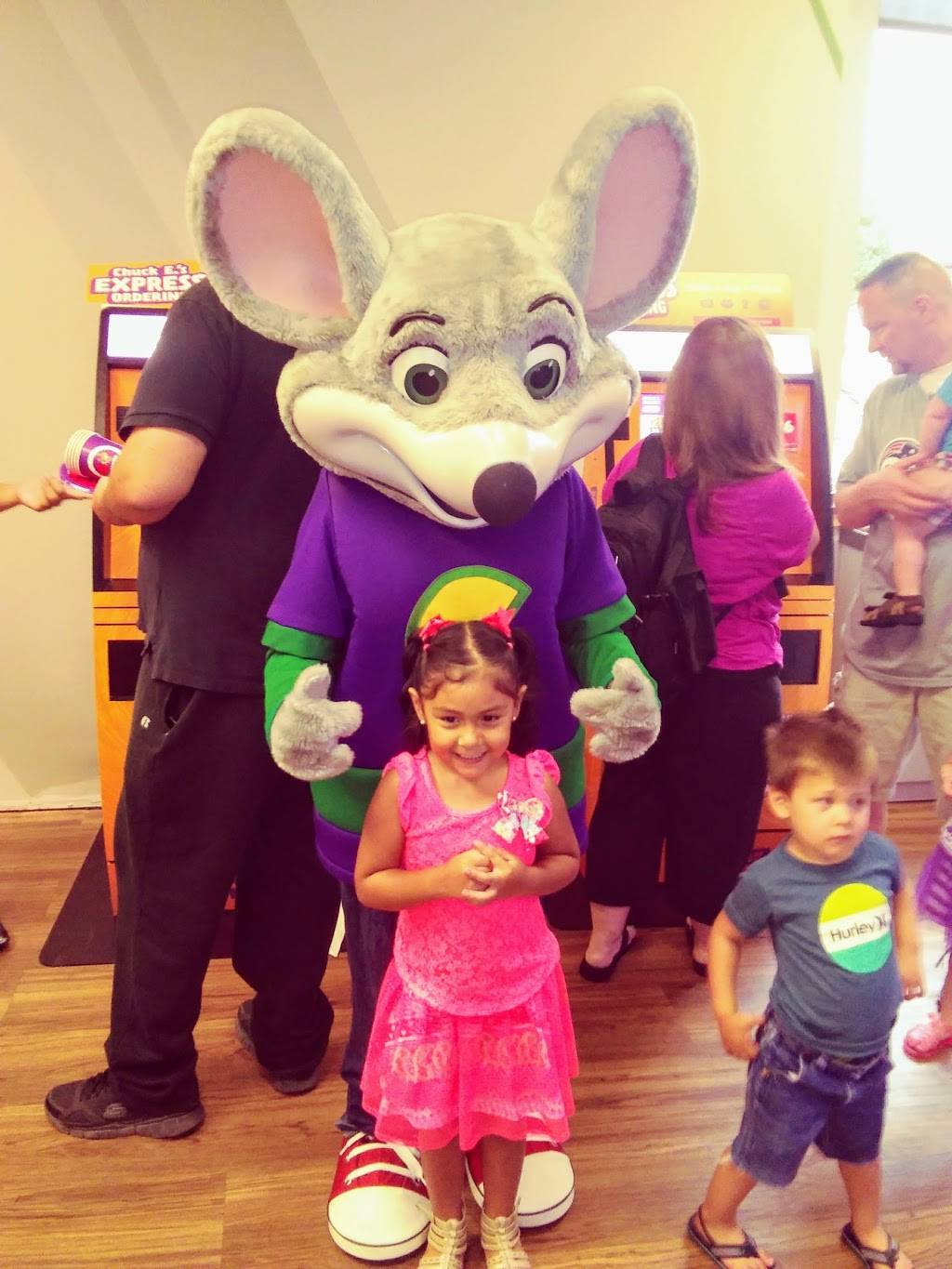 Chuck E. Cheeses | restaurant | 1403 N Loop 1604 E, San Antonio, TX 78232, USA | 2104953602 OR +1 210-495-3602