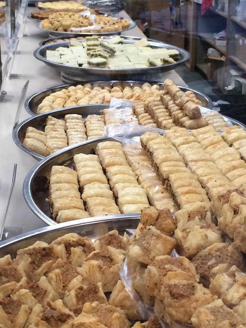 Al Nakheel Lebanese Cafe & Market | restaurant | 340 Maple Ave W, Vienna, VA 22180, USA | 7039384220 OR +1 703-938-4220