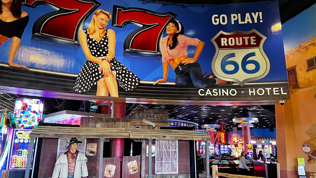 Stadium 66 | restaurant | 22HX+26 Laguna Pueblo, Albuquerque, NM 87121, USA | 5053527887 OR +1 505-352-7887