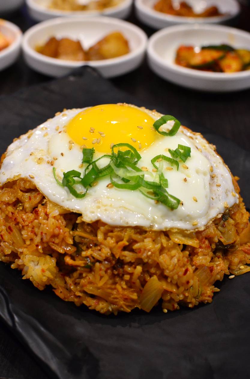 Greenlight Korean Pub& Karaoke | restaurant | 2519 W Peterson Ave, Chicago, IL 60659, USA | 8728062014 OR +1 872-806-2014