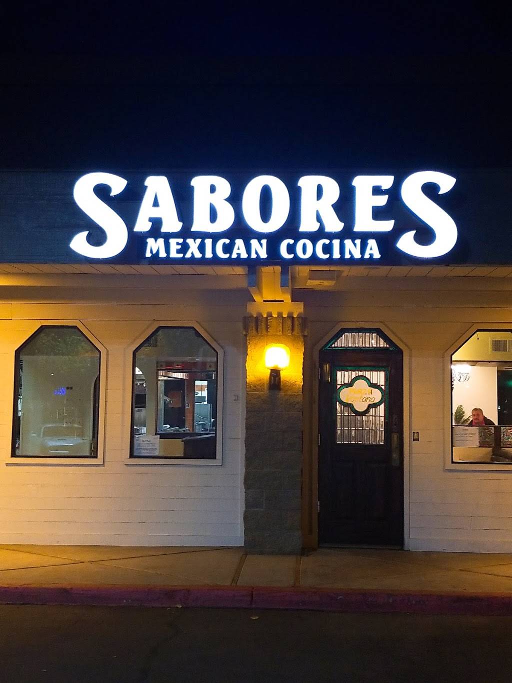 Sabores Mexican Cocina & Tequila Bar | restaurant | 3173 W Shaw Ave Suite 101, Fresno, CA 93711, USA | 5593745104 OR +1 559-374-5104
