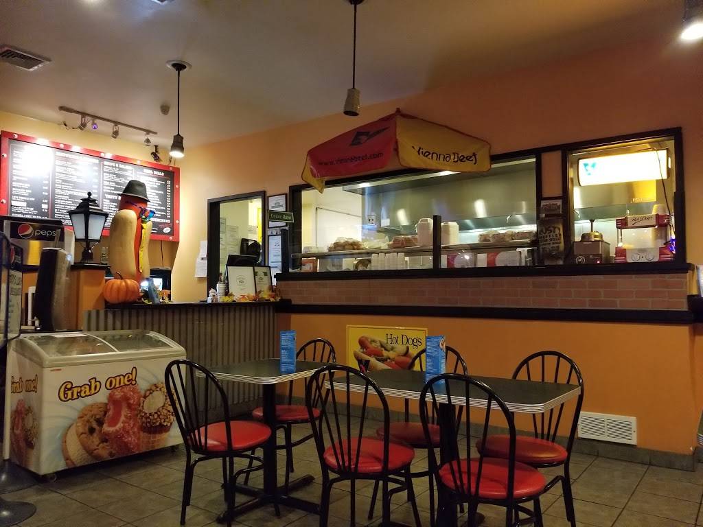 Hot Dog Avenue | restaurant | 1321 Wisconsin Dells Pkwy, Wisconsin Dells, WI 53965, USA | 6082532728 OR +1 608-253-2728