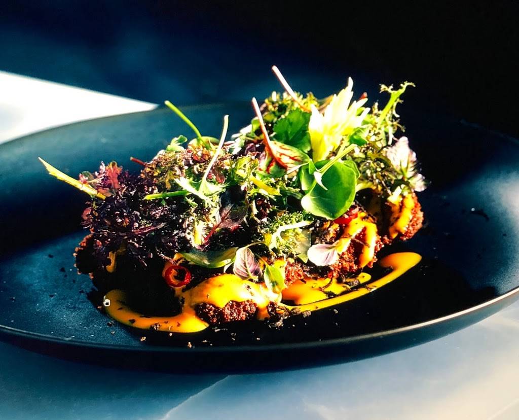 R17 | restaurant | The Rooftop at Pier 17, 89 South St, New York, NY 10038, USA | 9175127540 OR +1 917-512-7540