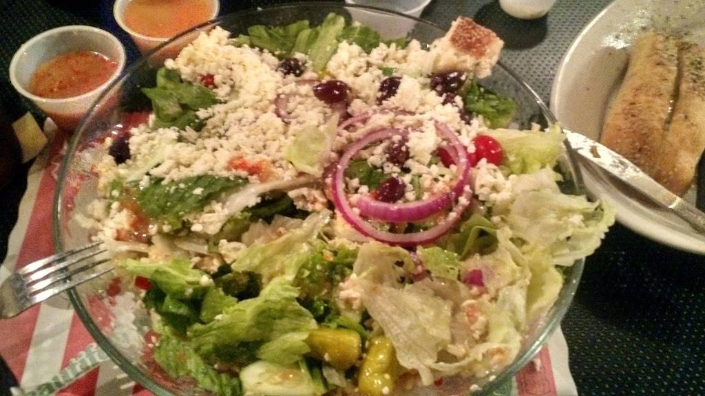 Iannuccis Pizzeria & Italian Restaurant | restaurant | 1981 Hendersonville Rd, Asheville, NC 28803, USA | 8286845050 OR +1 828-684-5050