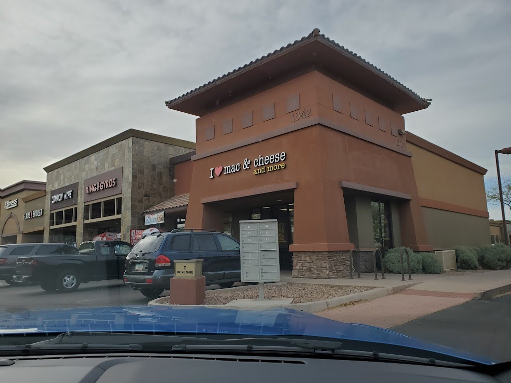 I Heart Mac & Cheese | restaurant | 1342 W Warner Rd, Tempe, AZ 85284, USA | 4809402314 OR +1 480-940-2314