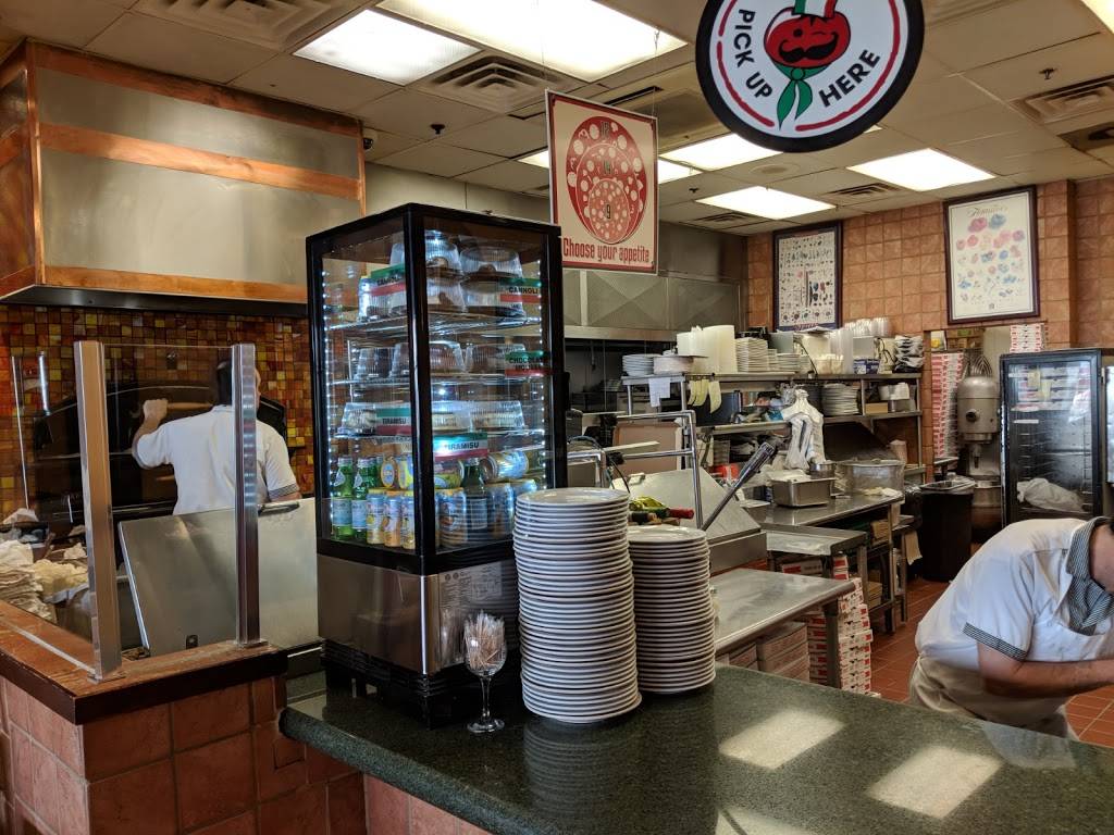 Pomodoro | restaurant | 12152 Fairfax Towne Center, Fairfax, VA 22033, USA | 7032737405 OR +1 703-273-7405