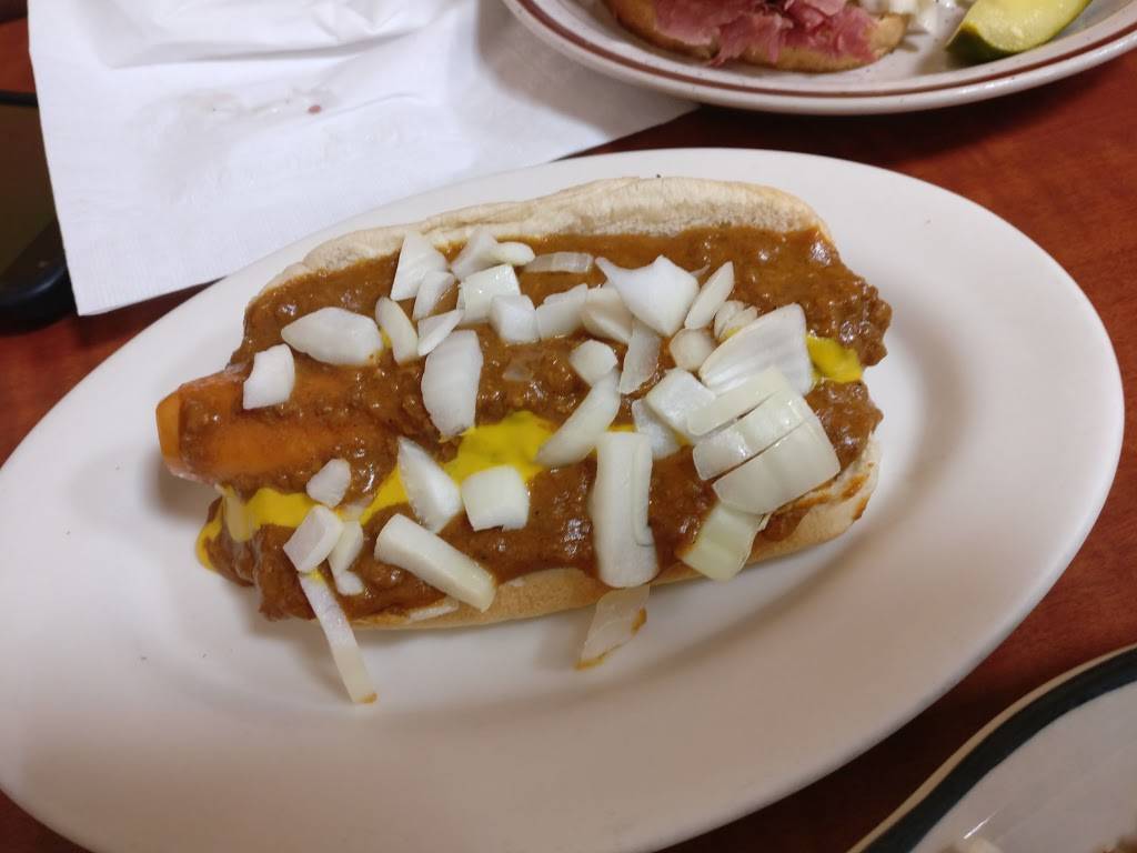 Zeffs Coney Island in Eastern Market | restaurant | 2469 Russell St, Detroit, MI 48207, USA | 3132594705 OR +1 313-259-4705