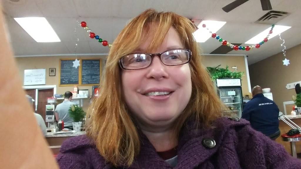 Riverside Restaurant Bristol | restaurant | 170 Riverside Ave, Bristol, CT 06010, USA | 8605827009 OR +1 860-582-7009