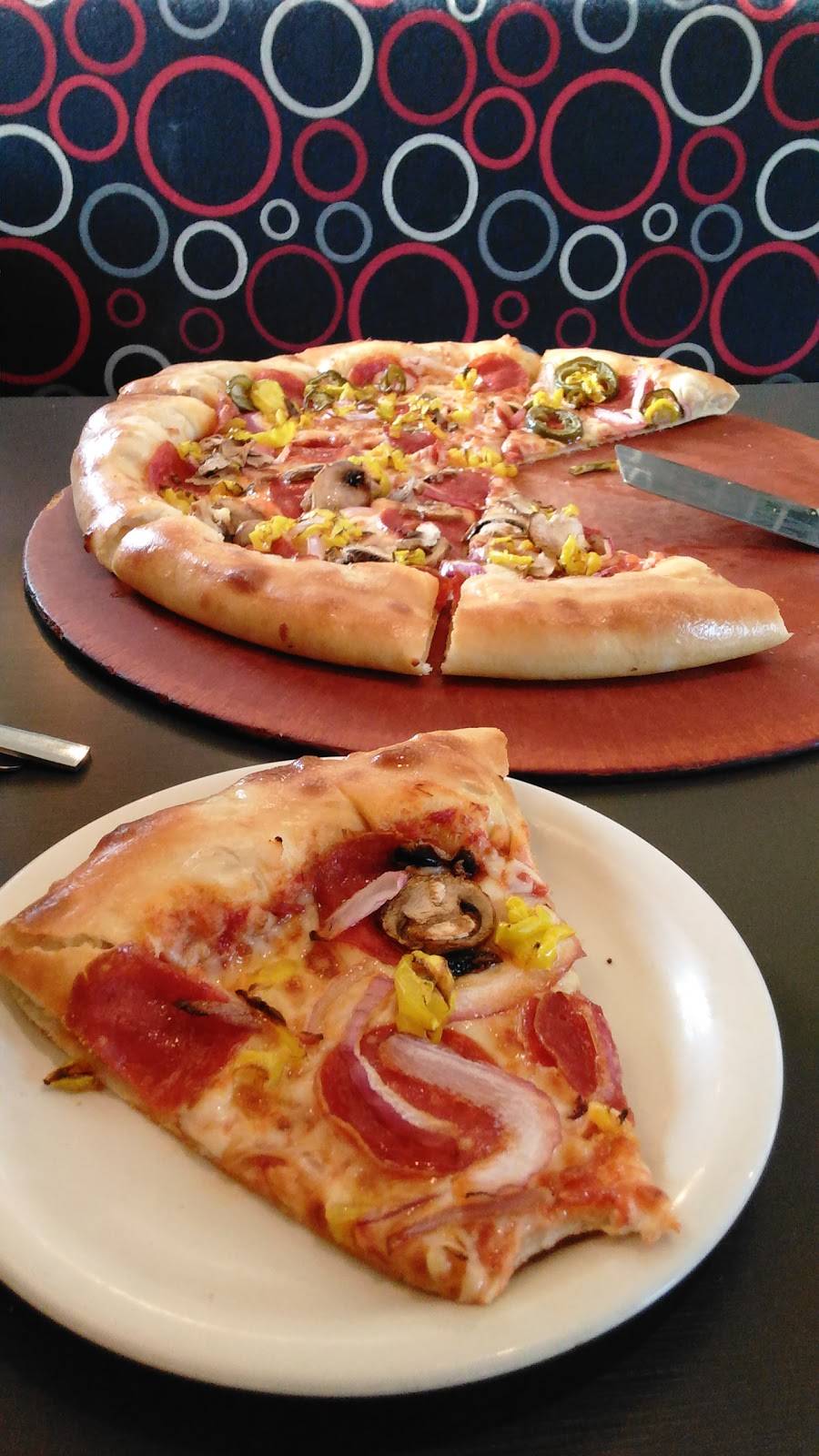 Pizza Hut | restaurant | 524 W 30th St, Connersville, IN 47331, USA | 7658254149 OR +1 765-825-4149